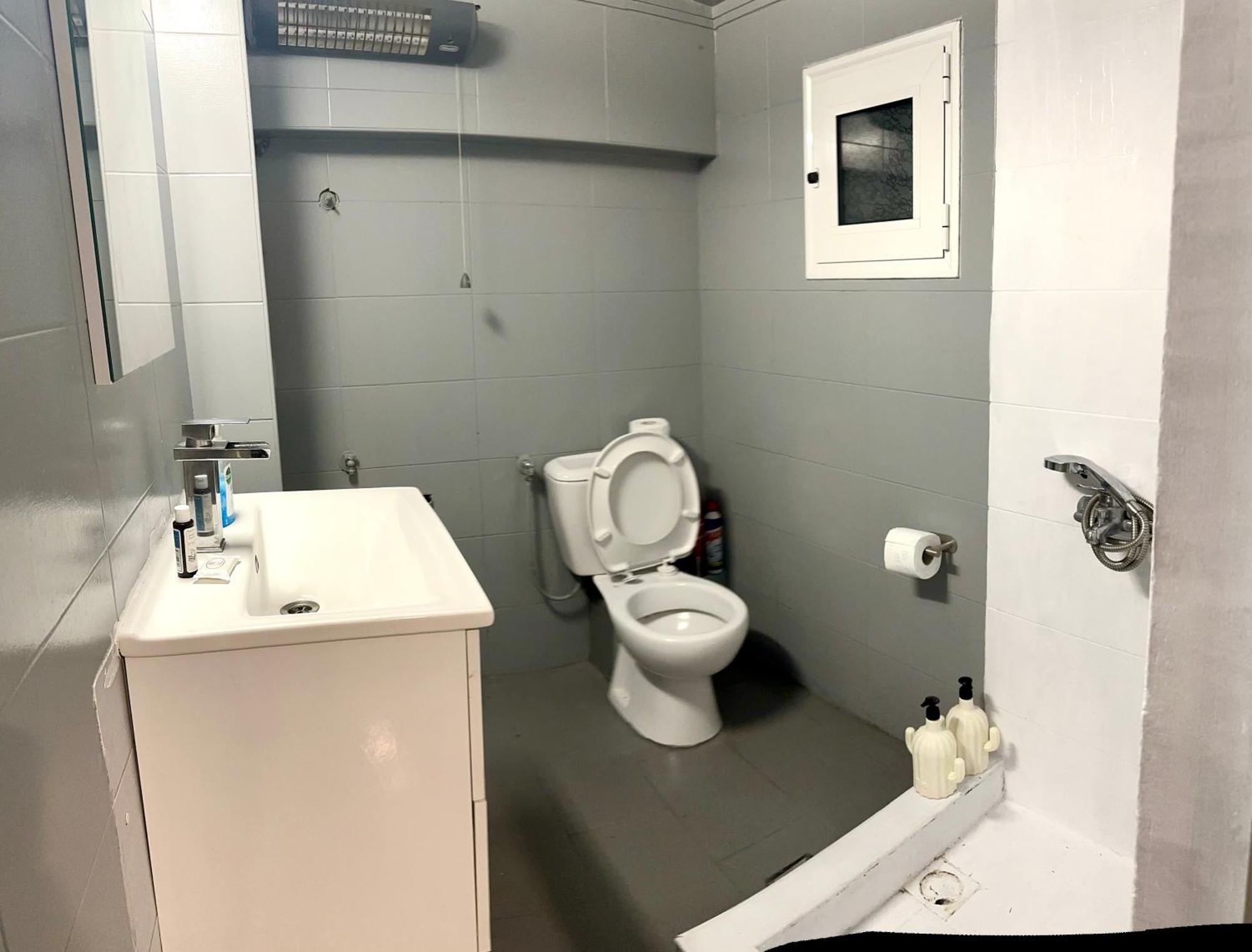 Cute Private Studio With Yard Салоники Экстерьер фото
